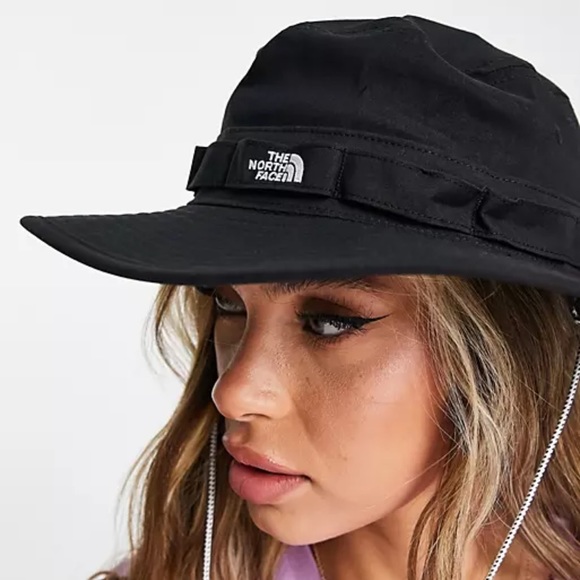 The North Face Class V Brimmer Hat In TNF Black Unisex L/XL - Picture 2 of 9